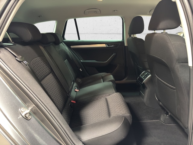 Skoda Superb 2.0 TDI Combi