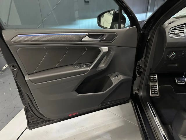 Volkswagen Tiguan 4Motion R-Line