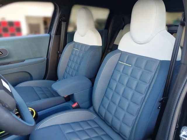 Fiat Grande Panda E La Prima