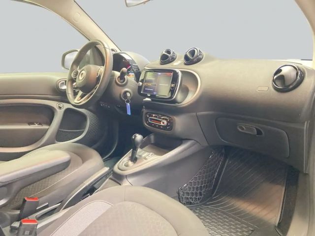 Smart EQ fortwo Cabrio Passion Premium