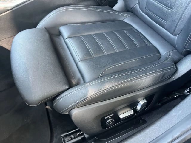 BMW 320 320i M-Sport Touring