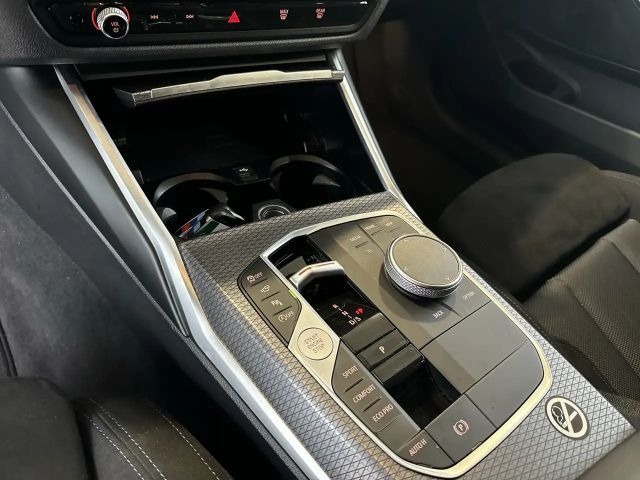 BMW 330 330i M-Sport Touring xDrive