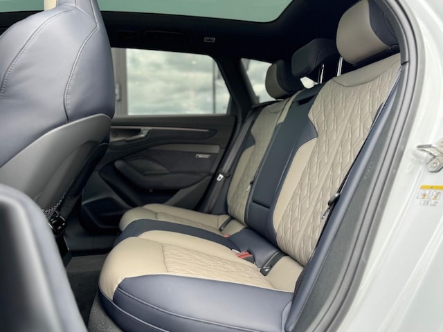 Audi A6 e-tron Avant Quattro