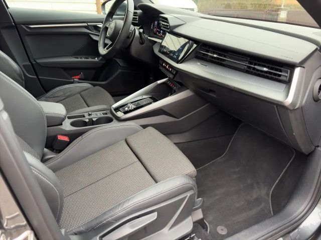 Audi A3 30 TFSI S-Line S-Tronic Sedan