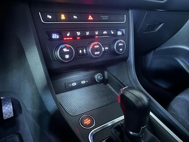 Seat Ateca *Pano*LED*AHK*Carplay*Standheizung*