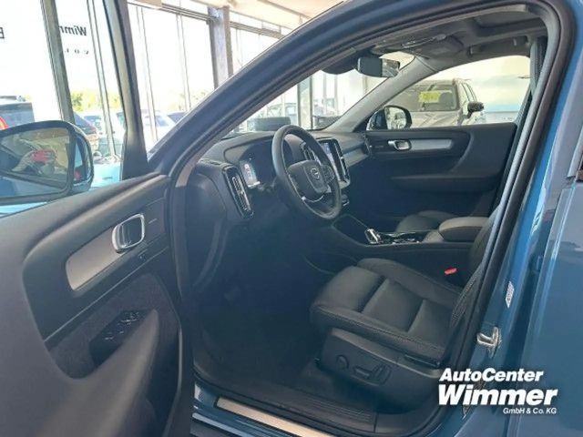 Volvo XC40 Business Dark Plus