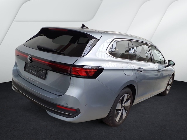 Volkswagen Passat 1.5 eTSI Business DSG