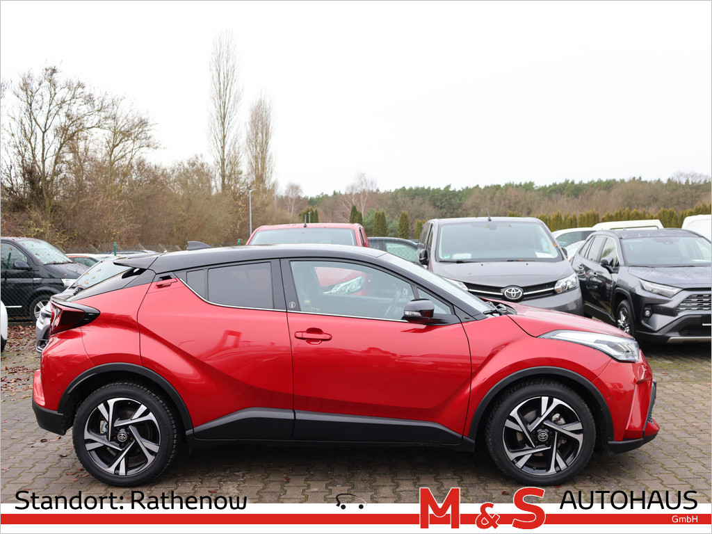 Toyota C-HR 5-deurs Bi-Tone Team D