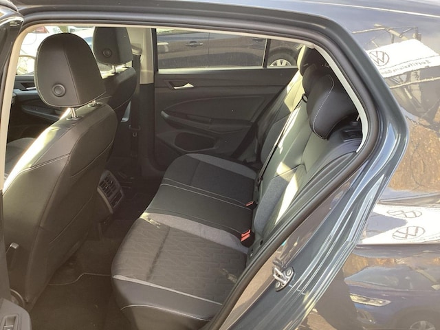 Volkswagen Golf 1.5 TSI