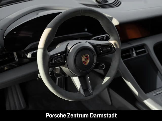Porsche Taycan Performance Plus