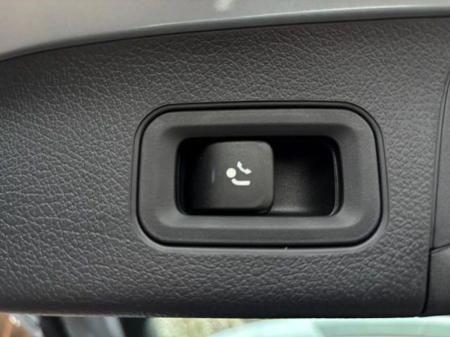 Mercedes-Benz GLA 200 Progressive