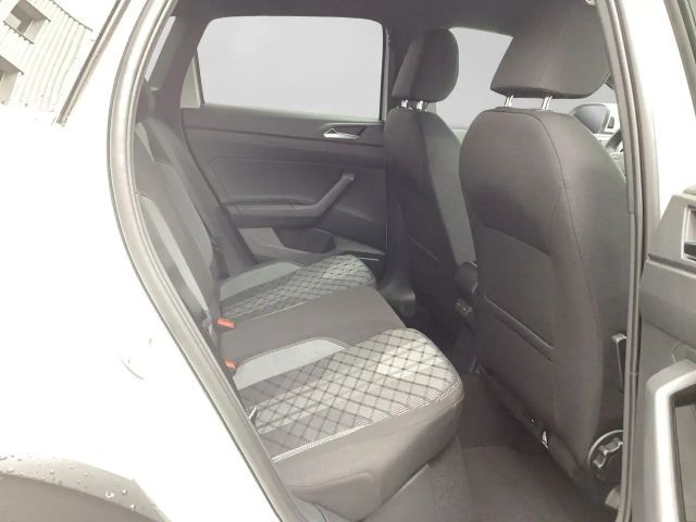 Volkswagen Taigo 1.0 TSI DSG R-Line