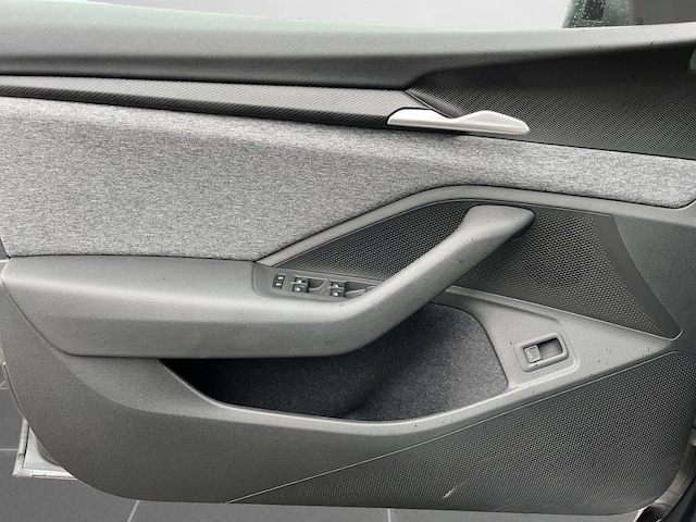 Skoda Superb 2.0 TSI Combi Selection