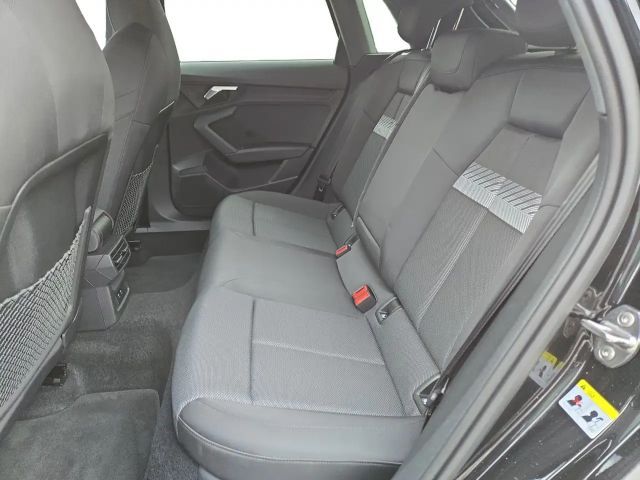 Audi A3 30 TDI S-Tronic Sedan