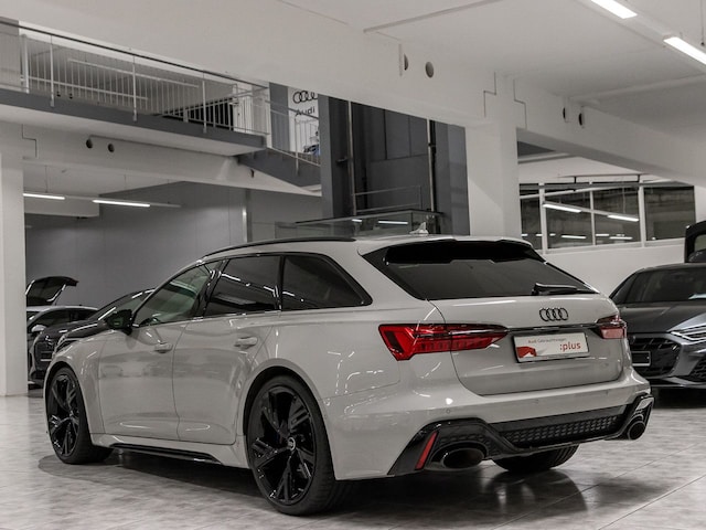 Audi RS6 Avant Quattro