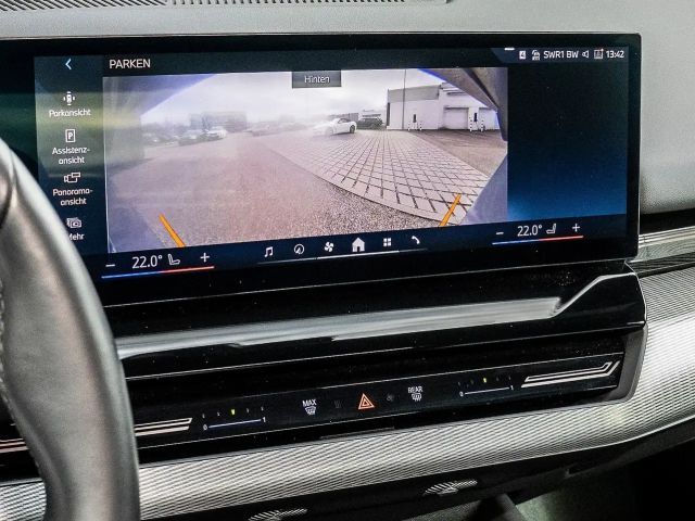 BMW 520 520i M-Sport Sedan