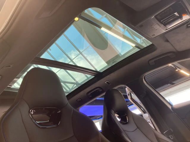 Volkswagen Passat 2.0 TDI R-Line Style