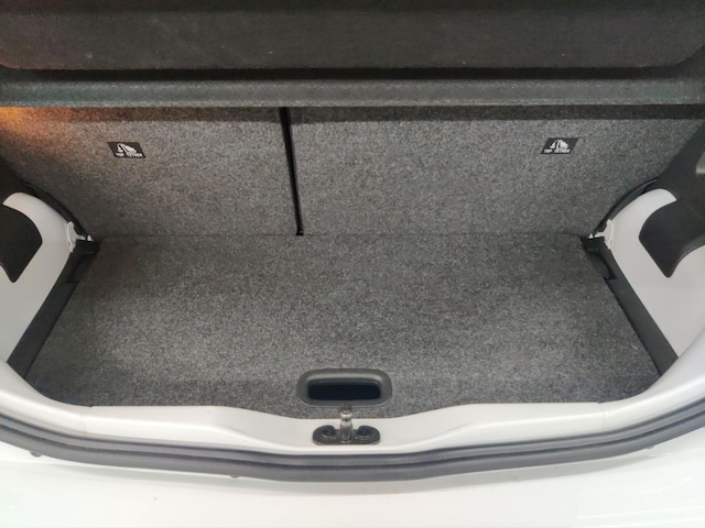 Volkswagen up! Style