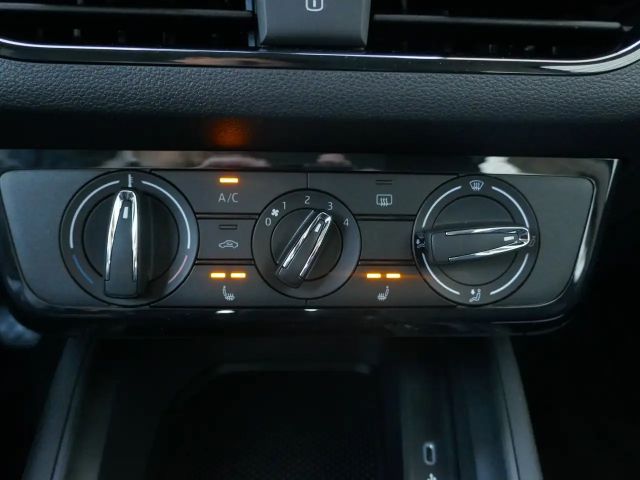 Skoda Kamiq Essence TSI