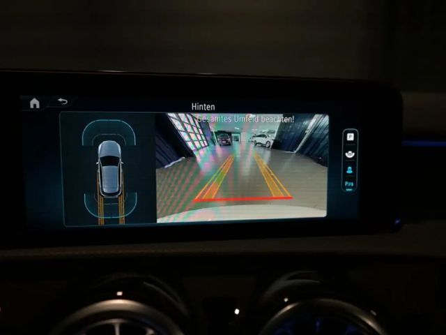 Mercedes-Benz A 250 4MATIC AMG Line