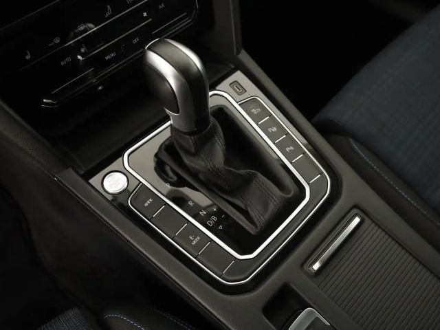 Volkswagen Passat GTE Variant