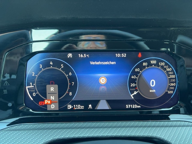Volkswagen Golf 2.0 TSI DSG Golf VIII