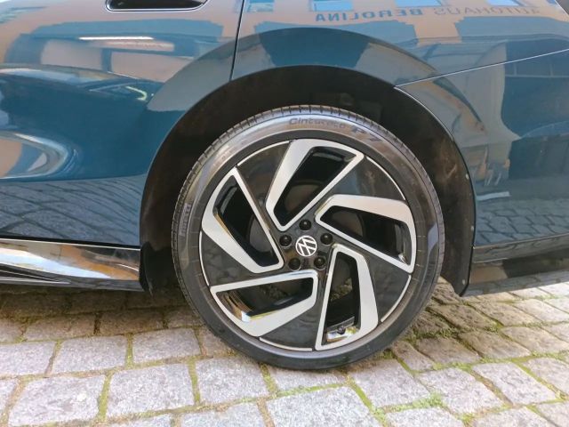 Volkswagen ID.7 IQ.Drive Pro