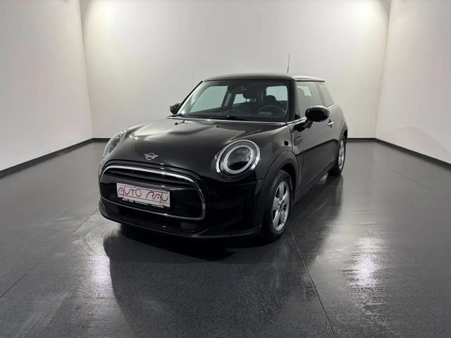 MINI Cooper 3D Essential Trim Automatik *LED*NAVI*PDC*