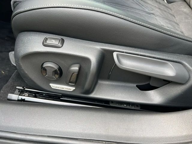 Volkswagen Passat Elegance Elegance Variant