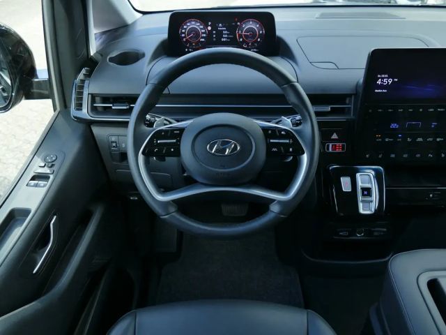 Hyundai Staria Trend