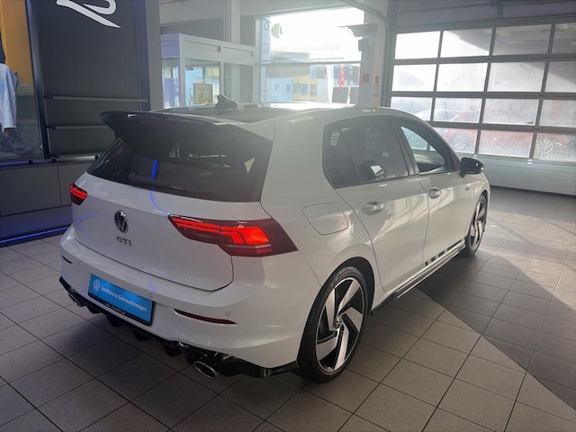 Volkswagen Golf 2.0 TSI DSG GTI