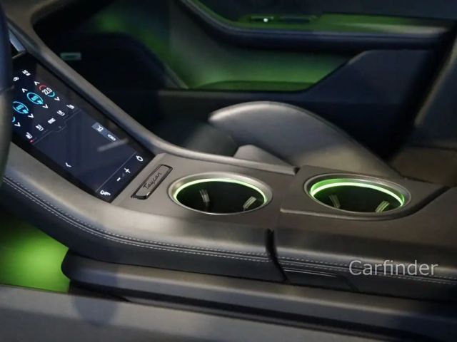 Porsche Taycan Turbo