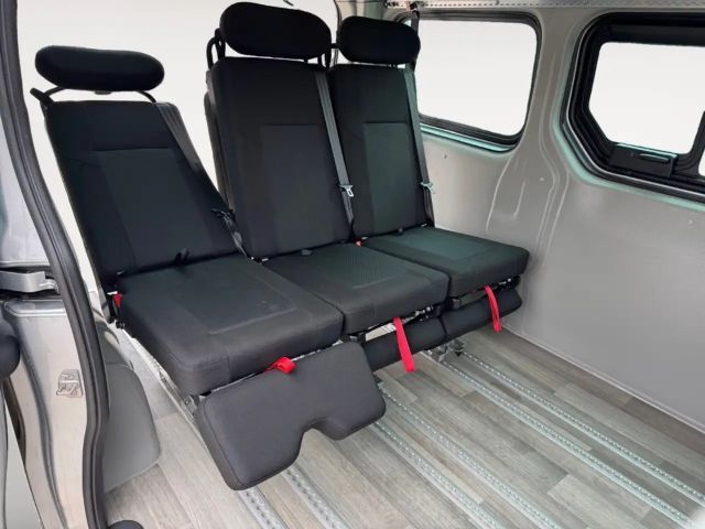 Nissan Primastar Kombi Schnierle Umbau Einzelsitze mit Liegefunktio