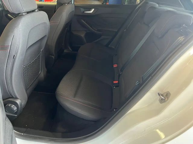 Ford Focus Limited ST Line