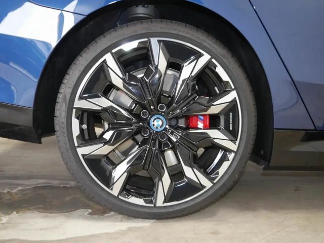 BMW 550 M-Sport Sedan xDrive