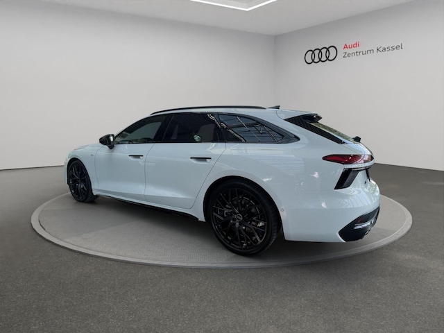 Audi A6 Avant Quattro S-Tronic