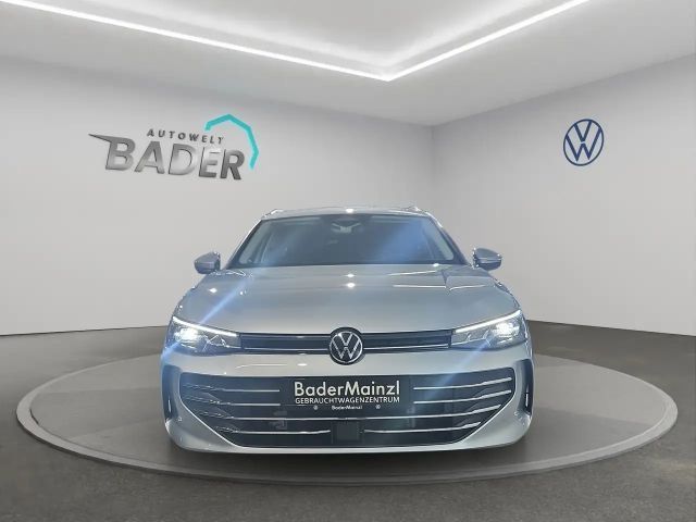 Volkswagen Passat 1.5 eTSI Business Variant