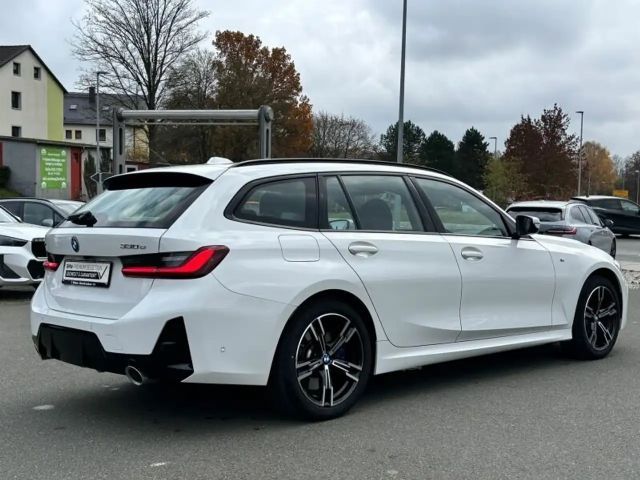BMW 330 330e M-Sport Touring xDrive