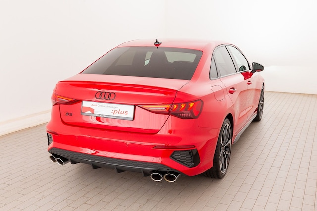 Audi S3 Quattro S-Tronic Sedan