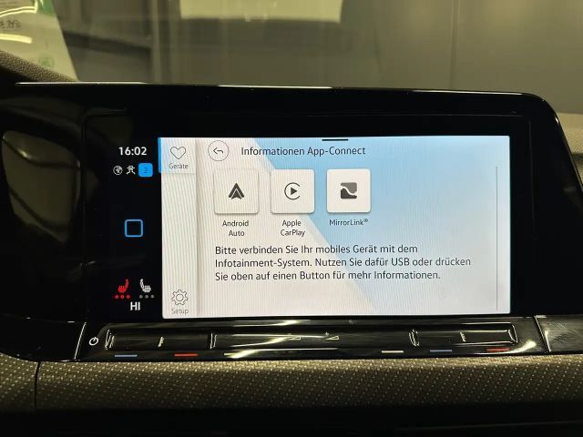 Volkswagen Golf 1.5 TSI R-Line