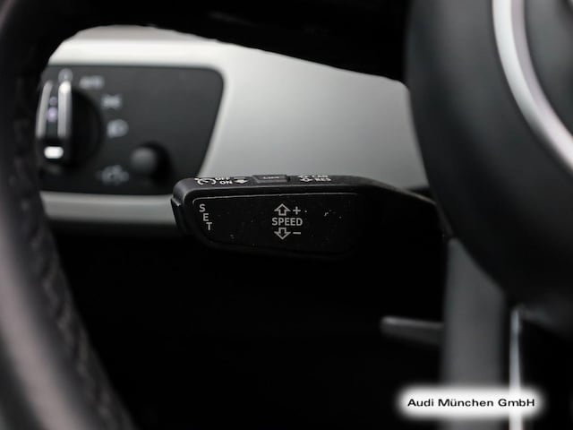 Audi A4 35 TFSI Avant S-Line S-Tronic