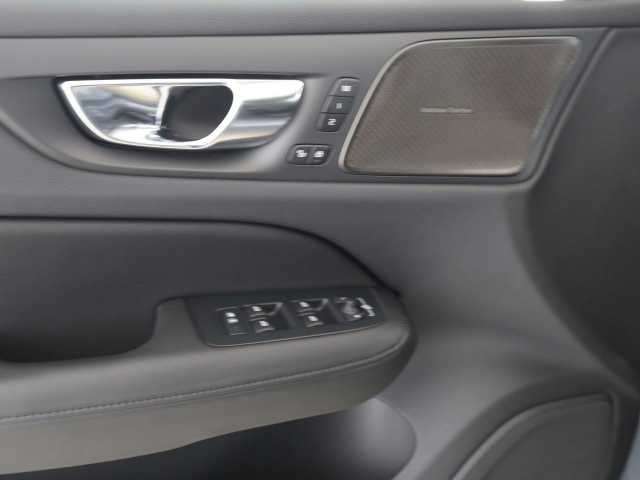 Volvo V60 Cross Country AWD Ultimate