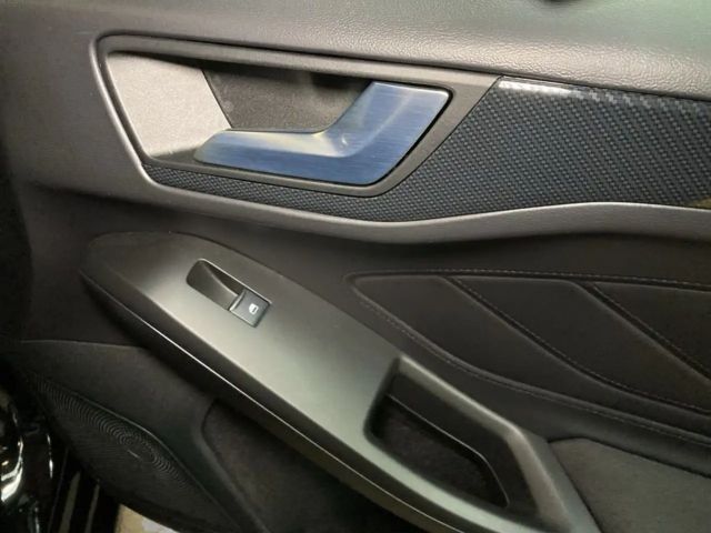 Ford Focus EcoBoost ST Line Wagon