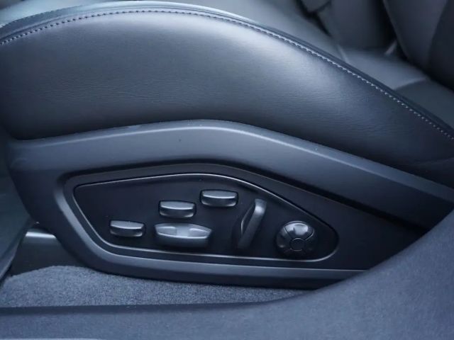 Porsche Taycan Sport Turismo Turbo