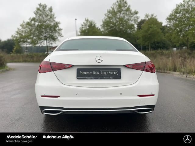 Mercedes-Benz C 180 AVANTGARDE Sedan