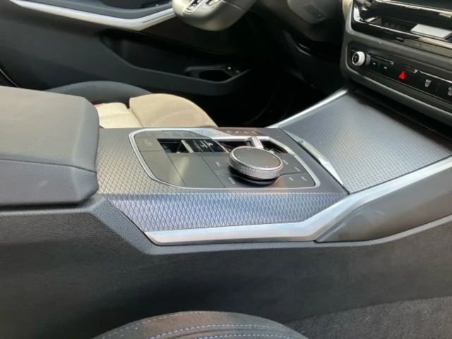 BMW 330 330e Touring xDrive