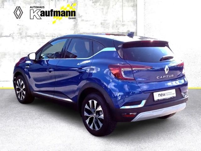 Renault Captur EDC Hybrid TCe 140 Techno