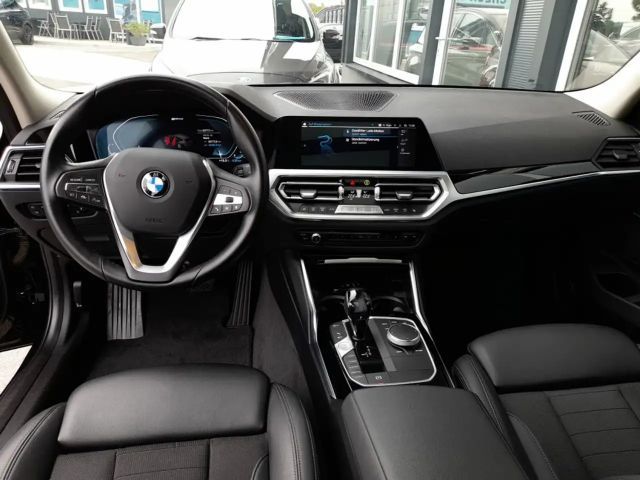 BMW 330 330e Sport Line Touring
