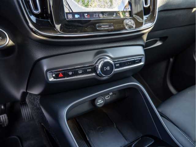 Volvo XC40 Dark Plus