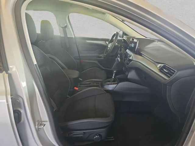 Ford Focus Cool & Connect EcoBoost Wagon